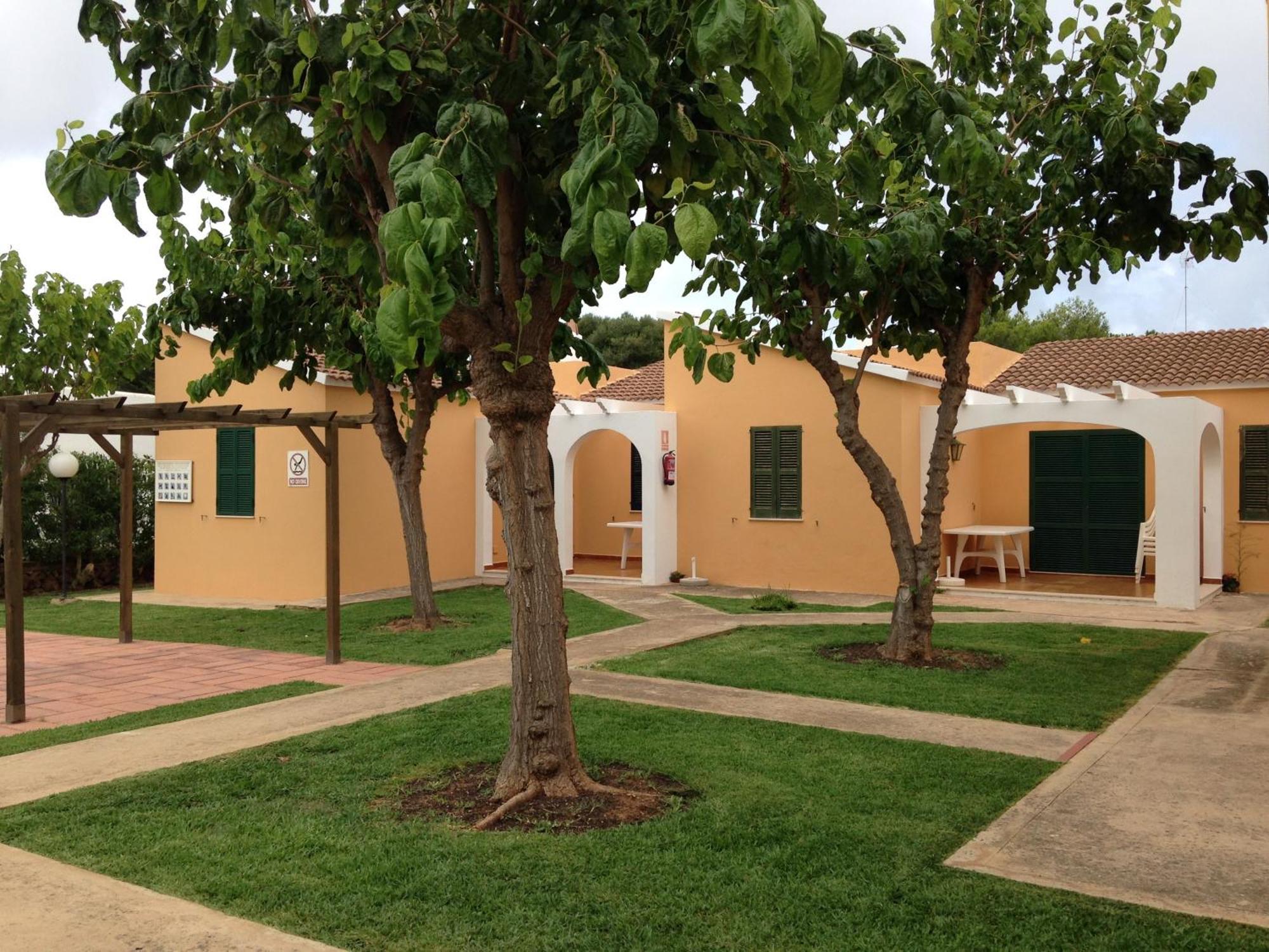 Apartamentos Surest Cala'N Blanes (Menorca) Quarto foto